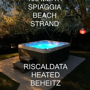 Lori Garden And , Peschiera del Garda Italie