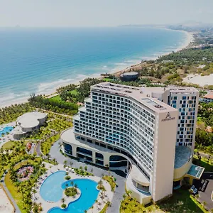 ***** Курортный комплекс Aquamarine Beachfront & Вьетнам