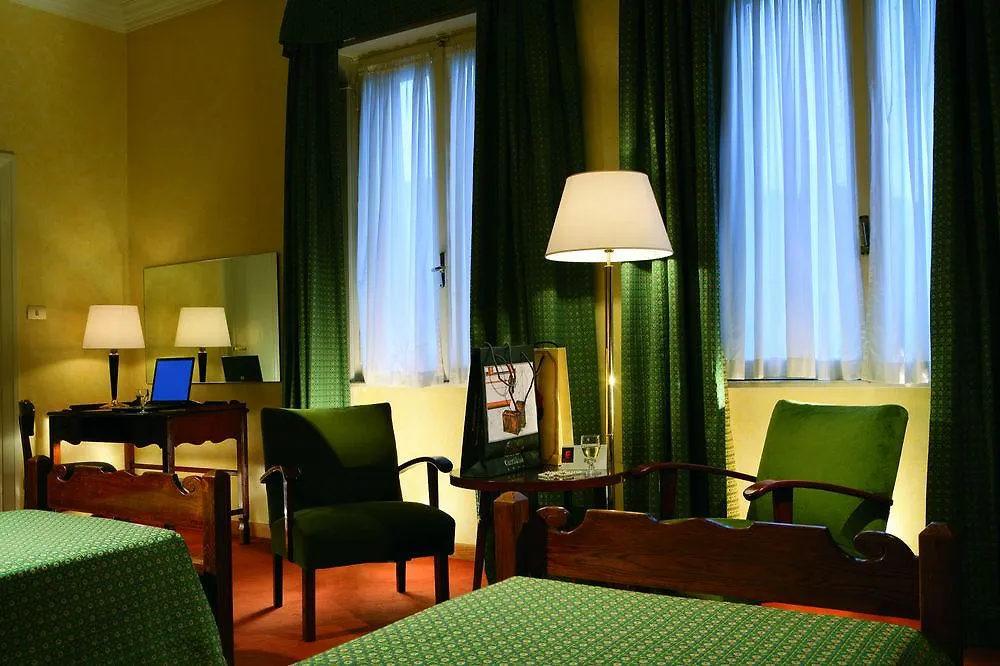 Bettoja Hotel Atlantico Roma 4*,